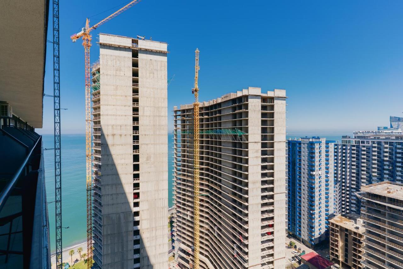 Beach Tower By G-Point Batumi Exterior photo