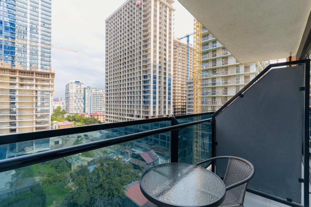 Beach Tower By G-Point Batumi Exterior photo